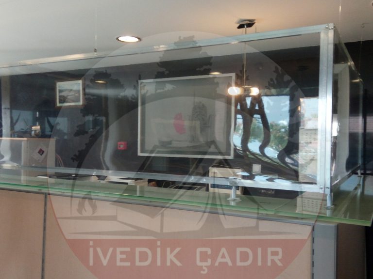 kamelya-stand-seffaf-imalatlar-14